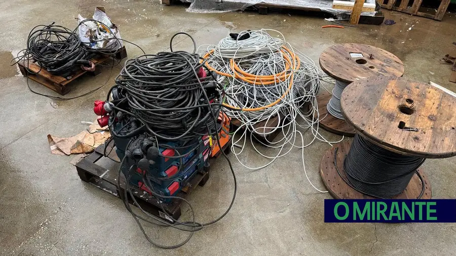 Detidos em Rio Maior por furto de metais não preciosos