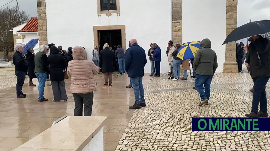 Última homenagem a António “Colorau”