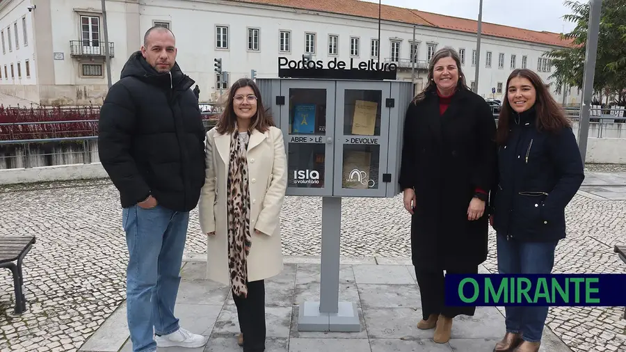 Dia da Doação de Livros: Bibliotecas que vivem de livros doados