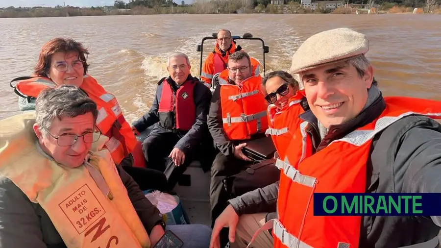 Travessia de solidariedade até ao coração de Valada