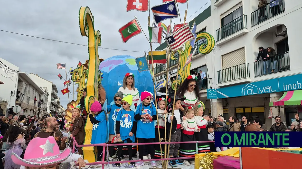 Samora Correia voltou a ser palco do maior Carnaval do Ribatejo