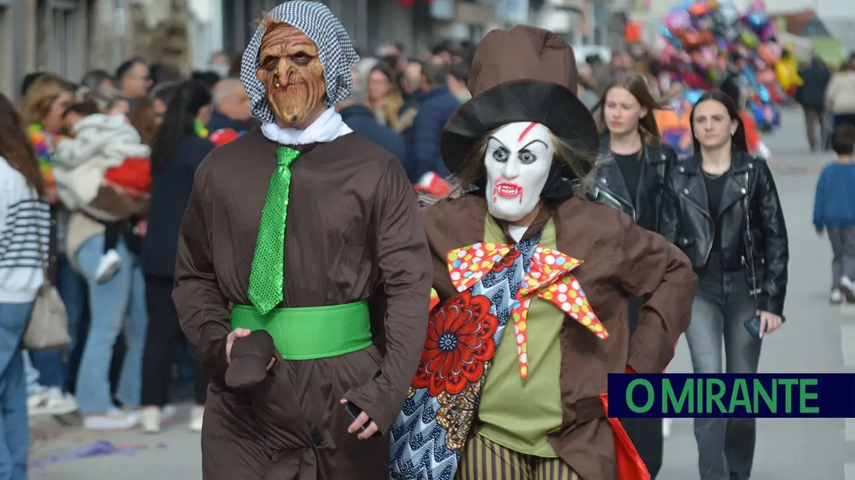 Samora Correia voltou a ser palco do maior Carnaval do Ribatejo