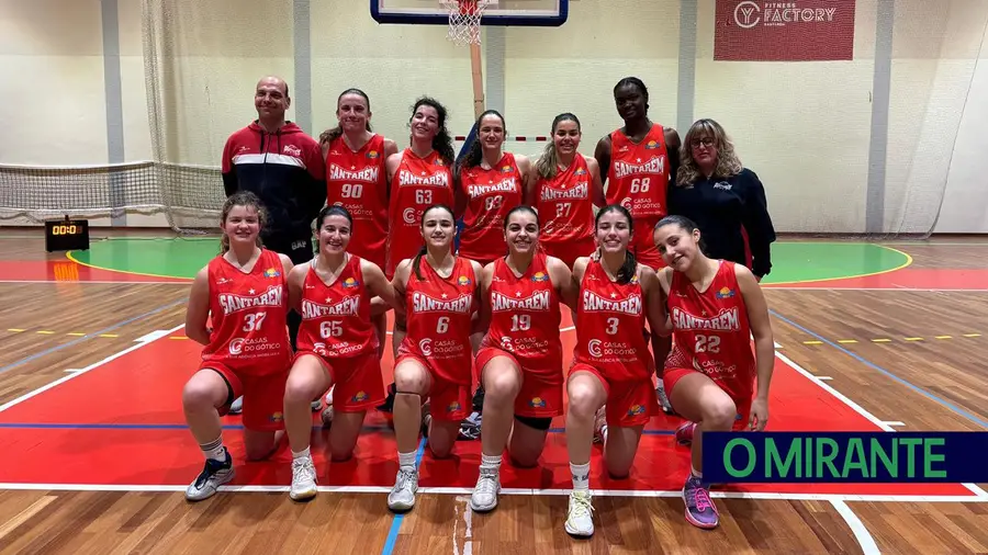 Seniores femininas do Santarém Basket entram na 2ª fase a ganhar