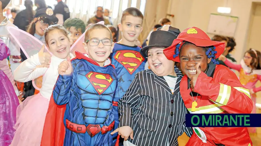 Santarém celebrou o Carnaval das Escolas no CNEMA