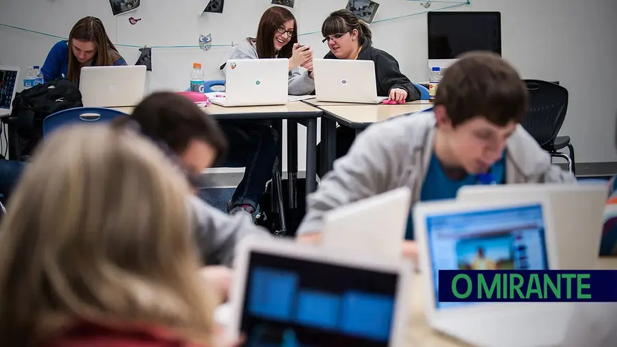 Quase 90% dos jovens usam IA: Ribatejo acompanha tendência nacional