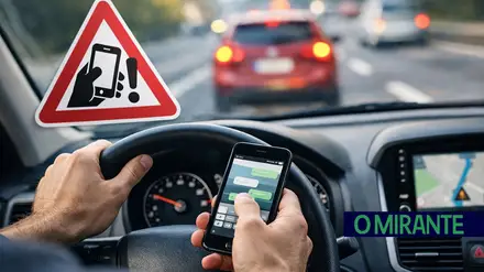 Telemóvel ao volante aumenta 4 vezes o risco de acidente