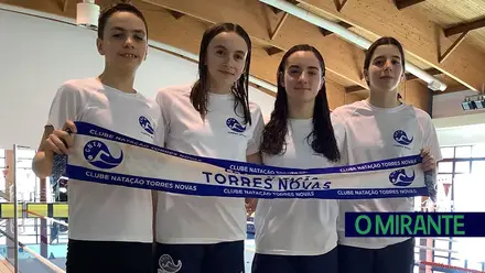 Nadadores infantis de Torres Novas conquistam pódios no Torneio Zonal Sul