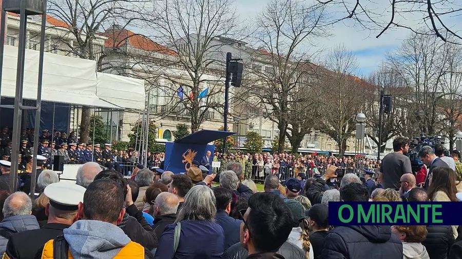 Marcelo despede-se das Forças Armadas em Braga sem presença dos media nacionais