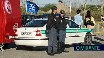 Arsenal ilegal escondido em casa leva à detenção de homem em Coruche