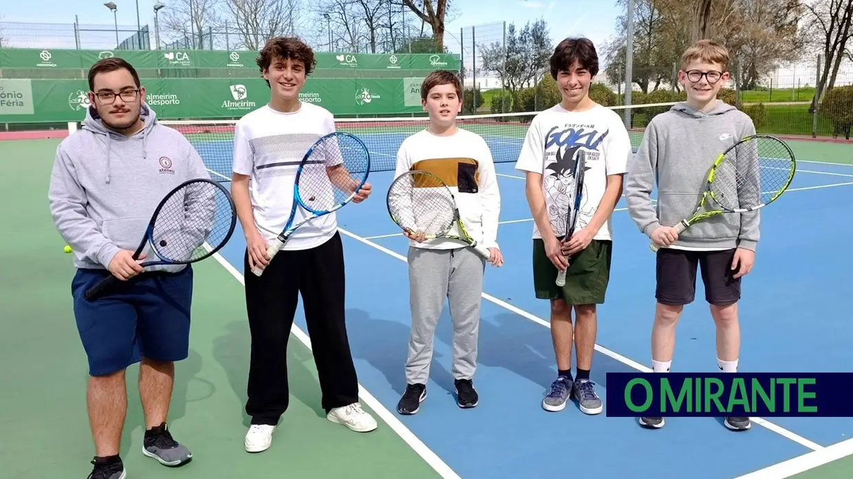 Tenistas do Ateneu Cartaxense em destaque em Almeirim