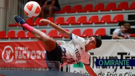 Gonçalo Reis: uma jovem promessa do teqball ao serviço dos Caixeiros e da selecção