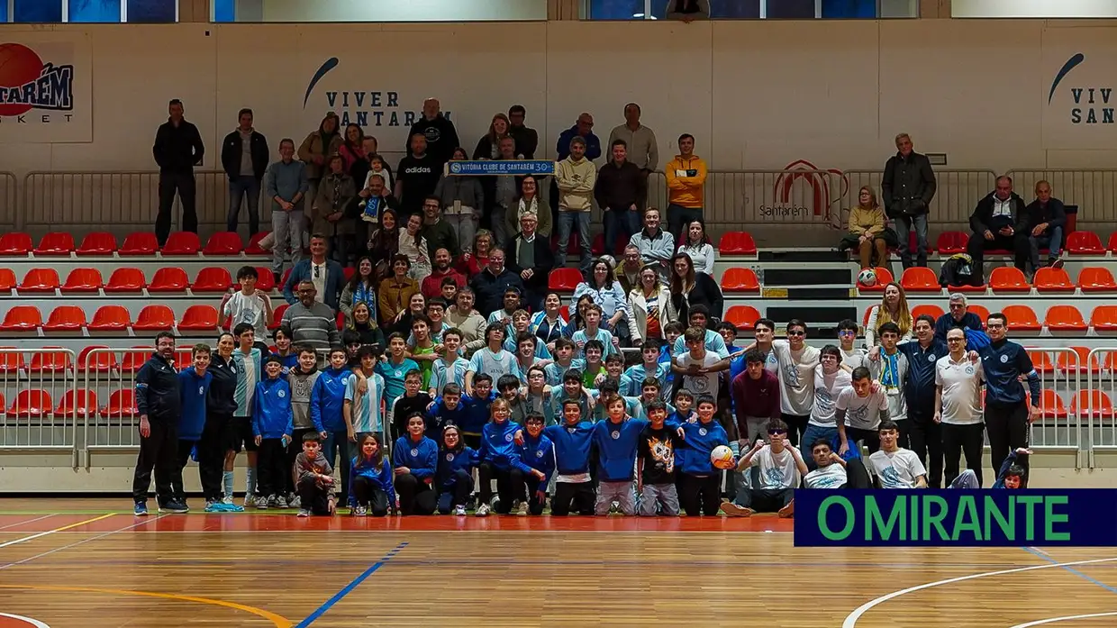 Vitória de Santarém é campeão distrital de iniciados e juvenis em futsal