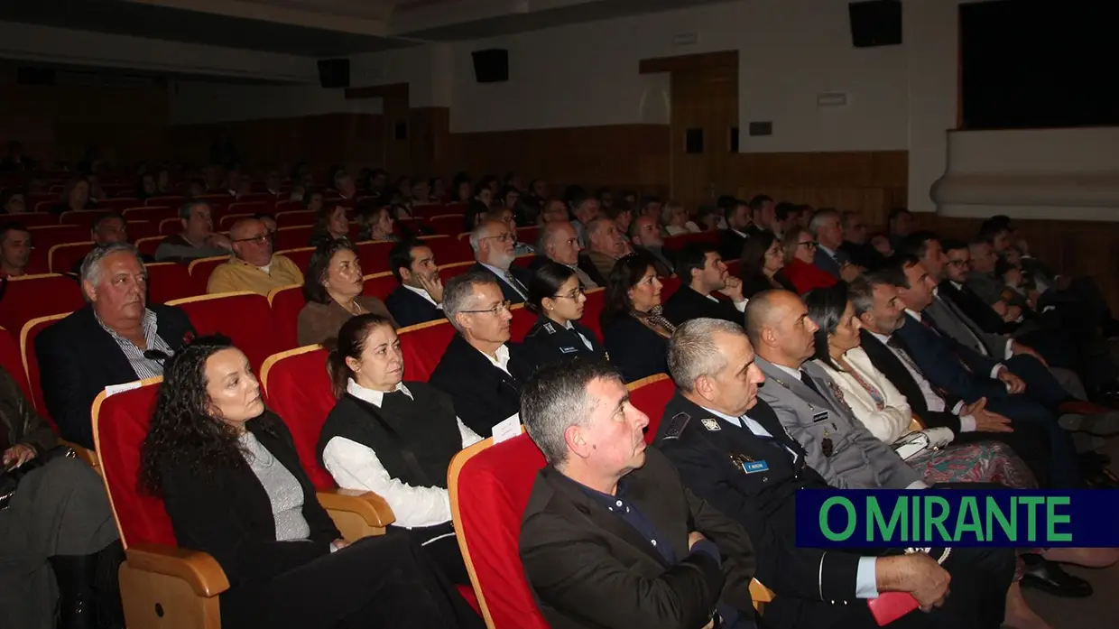 Tomar distinguiu voluntários que ajudaram a reconstruir o concelho no Dia da Cidade