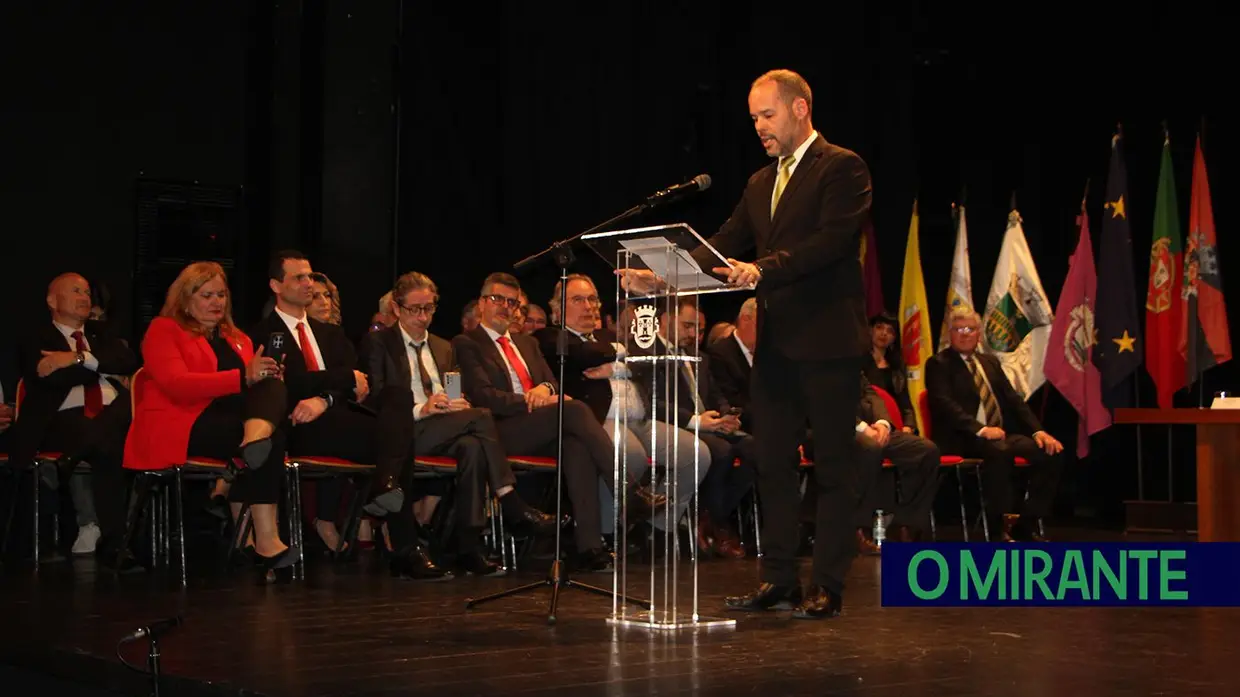 Tomar distinguiu voluntários que ajudaram a reconstruir o concelho no Dia da Cidade