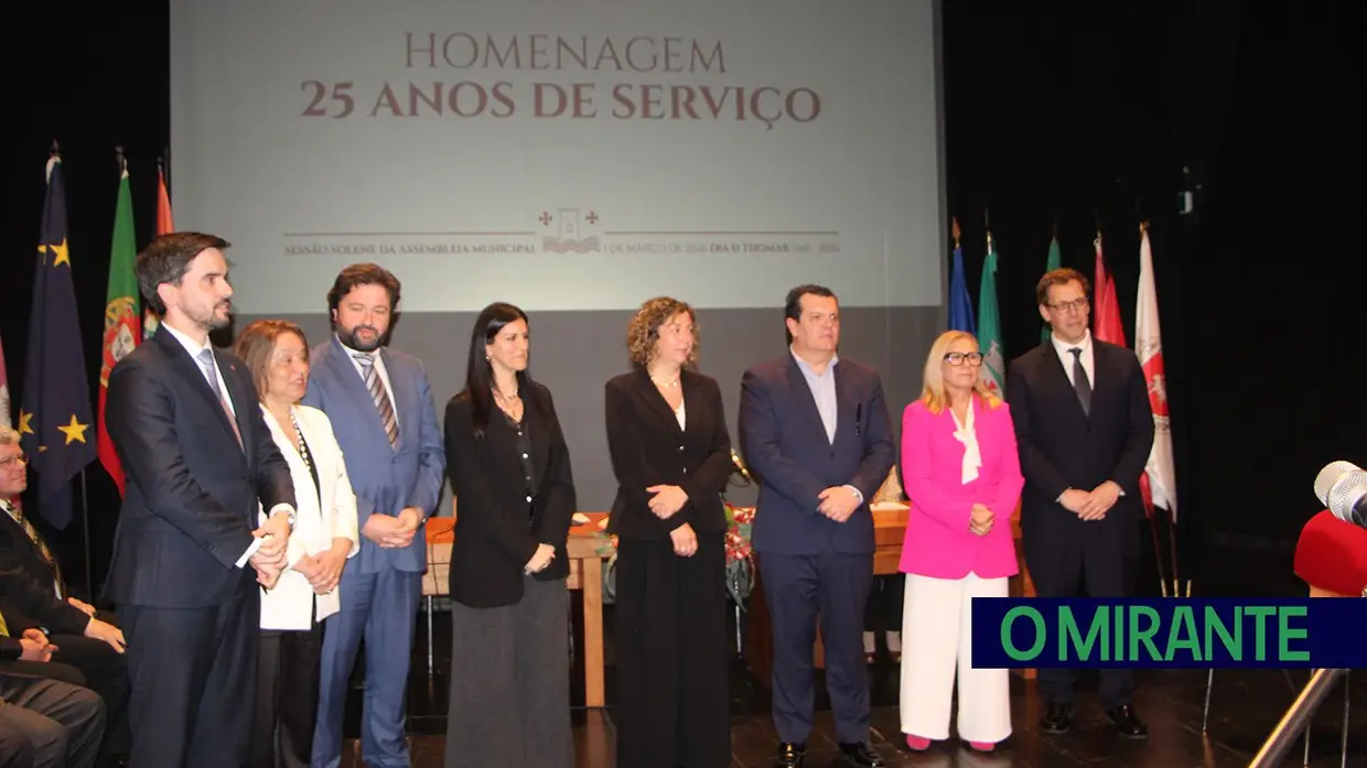 Tomar distinguiu voluntários que ajudaram a reconstruir o concelho no Dia da Cidade