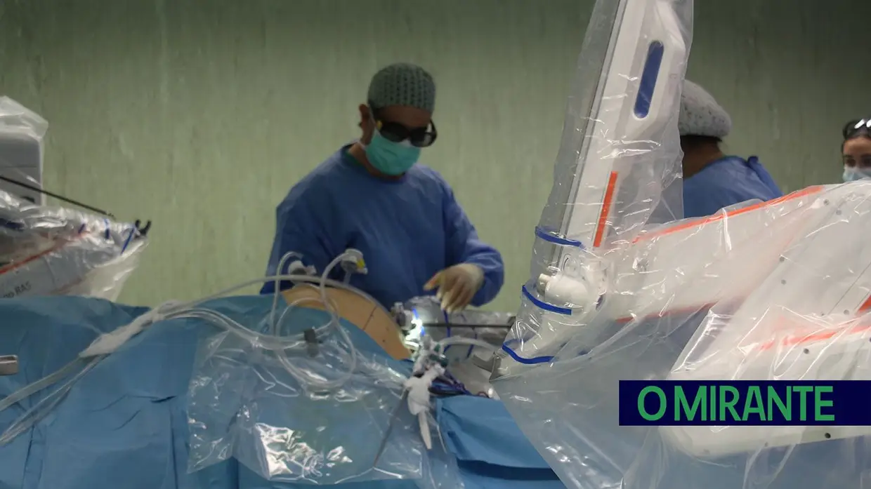 Robot cirúrgico chegou ao Médio Tejo e ganhou a confiança dos doentes