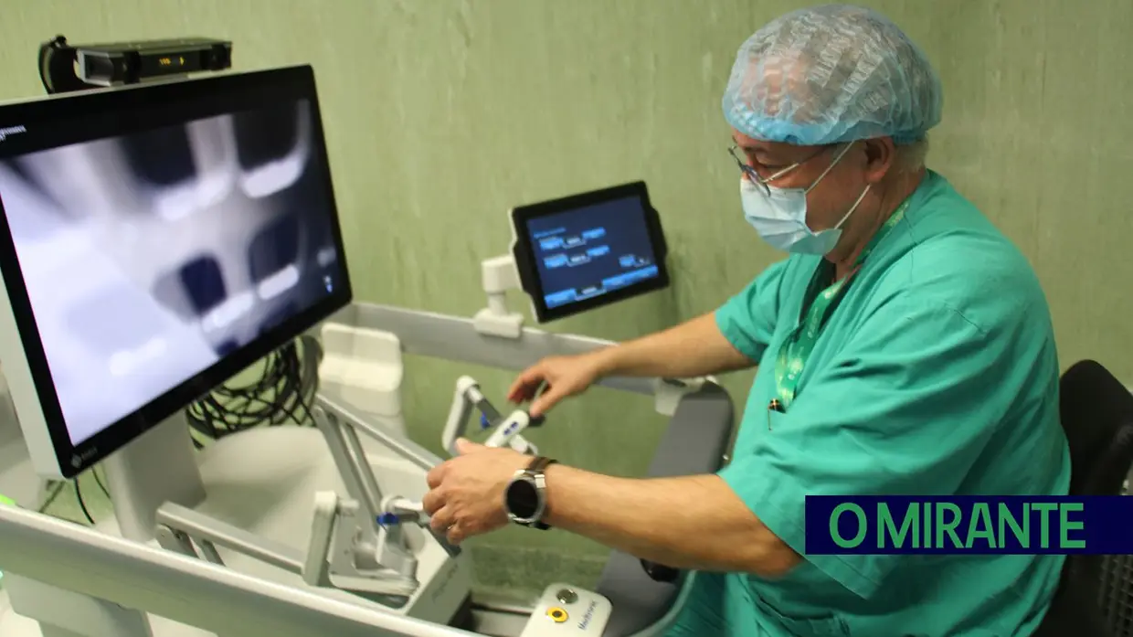 Robot cirúrgico chegou ao Médio Tejo e ganhou a confiança dos doentes