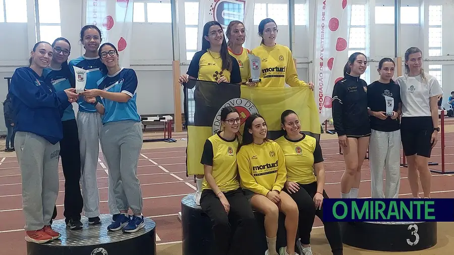 Juventude Desportiva Almansor conquista primeiro título distrital masculino de pista curta