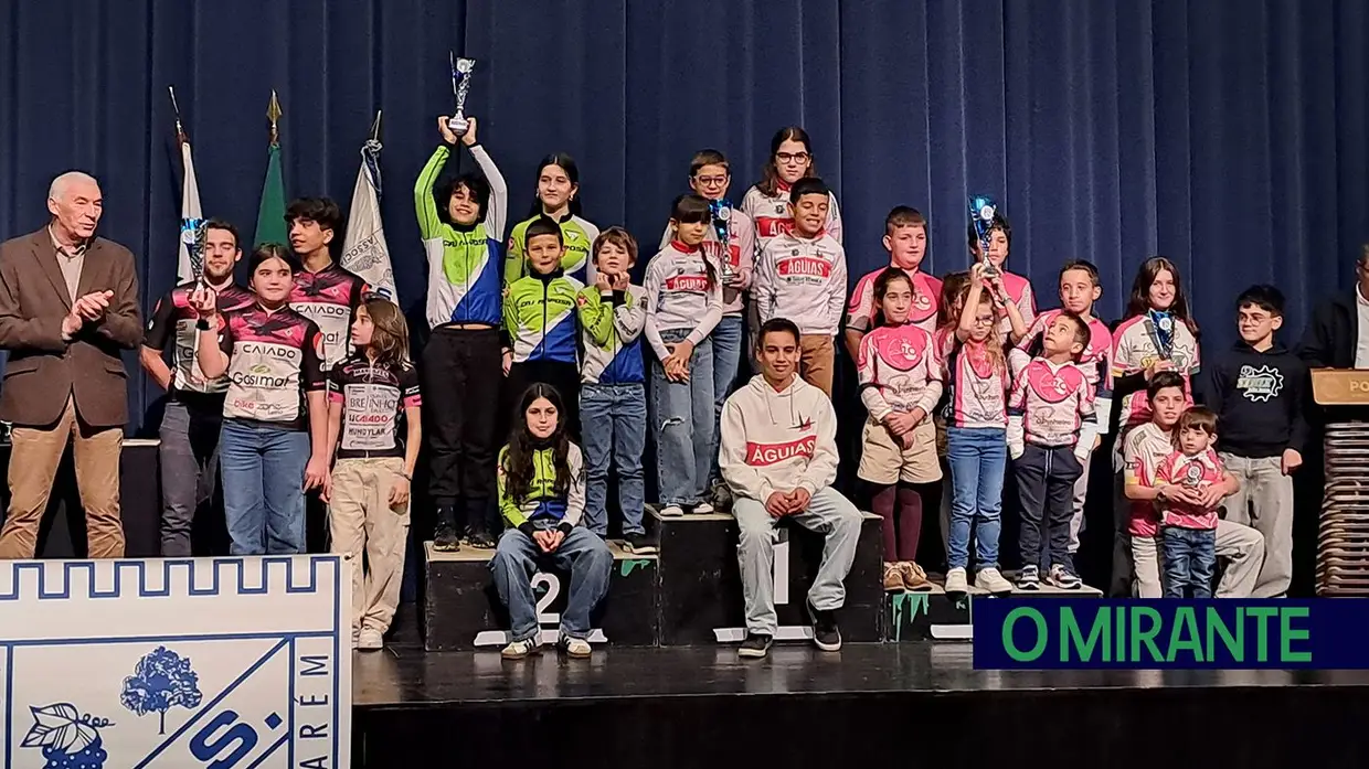 Ciclismo do CAJ Raposa fechou a época com muitos troféus