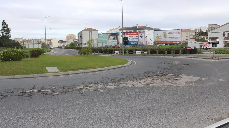 Circular urbana do Cartaxo pode fechar a pesados enquanto estradas estão cada vez mais degradadas