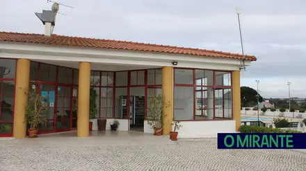Piscinas do Cartaxo vão finalmente avançar para obras quatro anos depois do encerramento