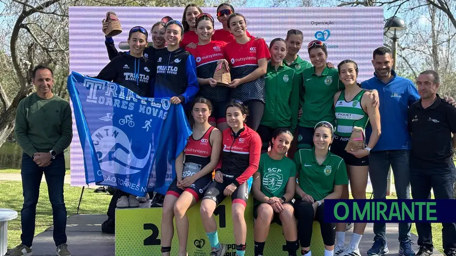 Clube de Natação de Torres Novas começa época de triatlo com pódios colectivos