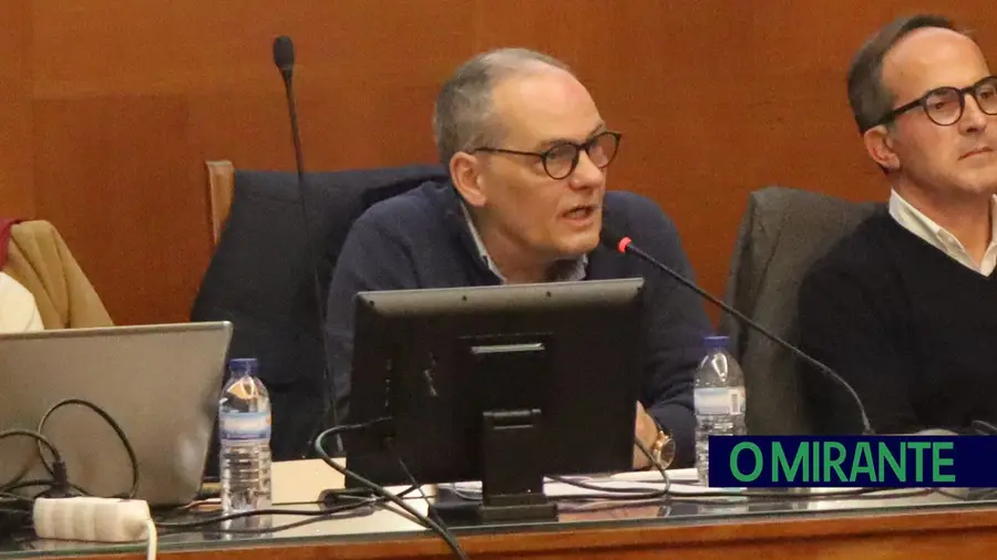 Vasco Cunha nega “lei da rolha” na Assembleia Municipal do Cartaxo