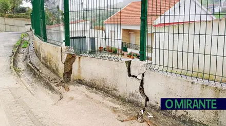 Famílias desalojadas na Calhandriz continuam à espera de respostas