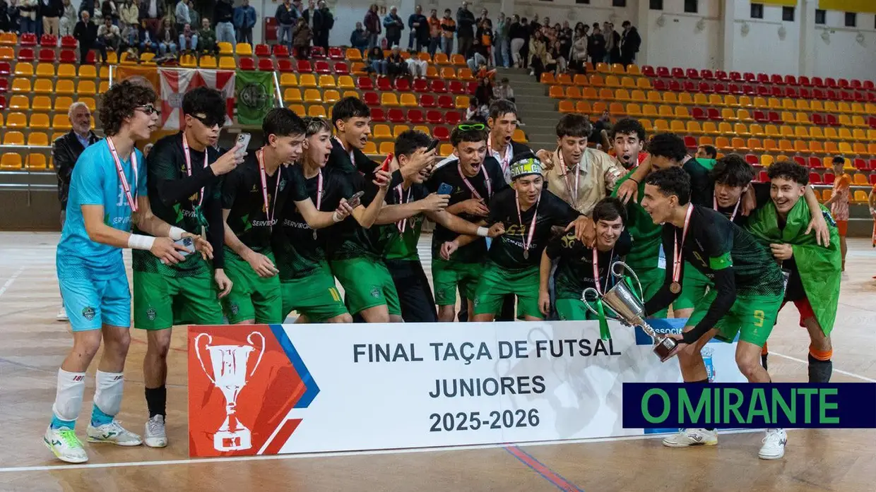 Benavente e Vitória de Santarém conquistam taças distritais de futsal