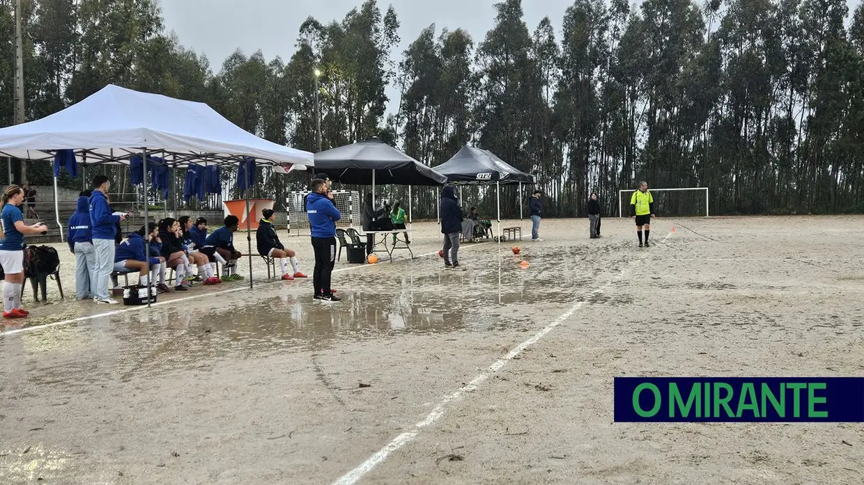 Corrida ao título na liga de futebol feminino cada vez mais intensa