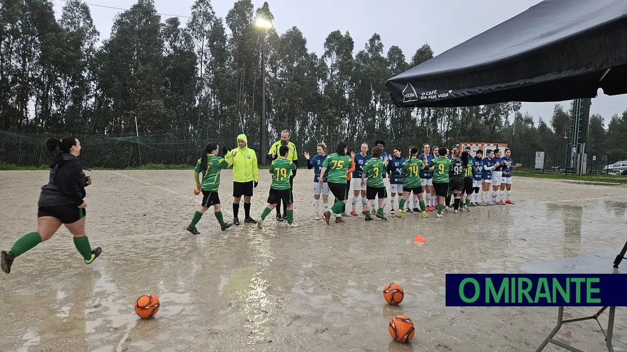 Corrida ao título na liga de futebol feminino cada vez mais intensa