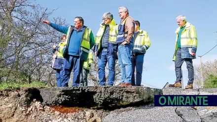 Deixar andar até ruir