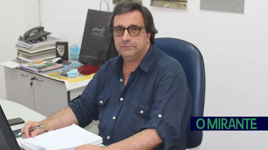 Vereador Rui Martinho pede regresso de Paulo Queimado