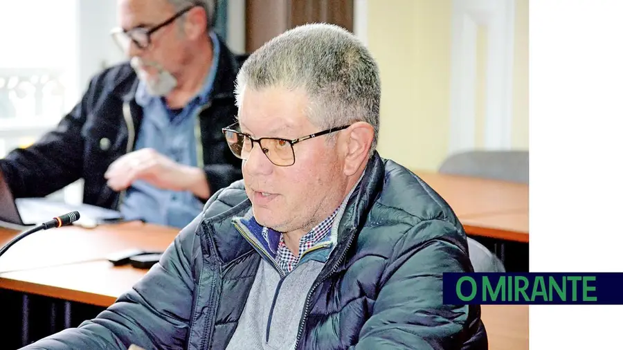 Munícipe pede mais lares para idosos e alerta para impacto do novo aeroporto em Benavente