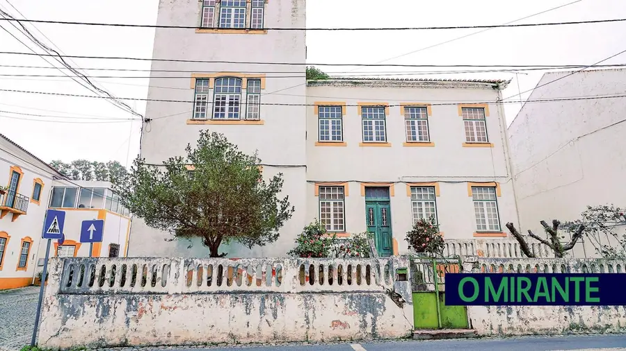 Requalificação do imóvel da Zona Agrária de Coruche continua sem sair do papel