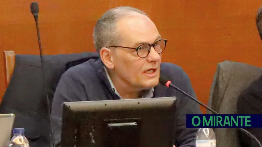 Vasco Cunha nega “lei da rolha” na Assembleia Municipal do Cartaxo