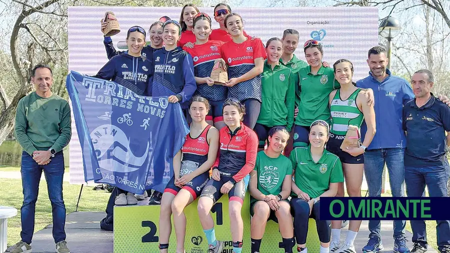 Clube de Natação de Torres Novas começa época de triatlo com pódios colectivos