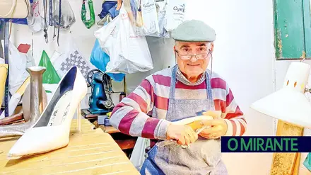 O sapateiro que queria ser bate chapas e que aos oitenta e oito anos ainda não pensa na reforma