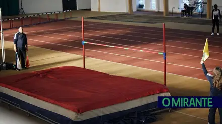 Nave desportiva de Alpiarça pode ganhar nova vida como centro de formação de atletismo