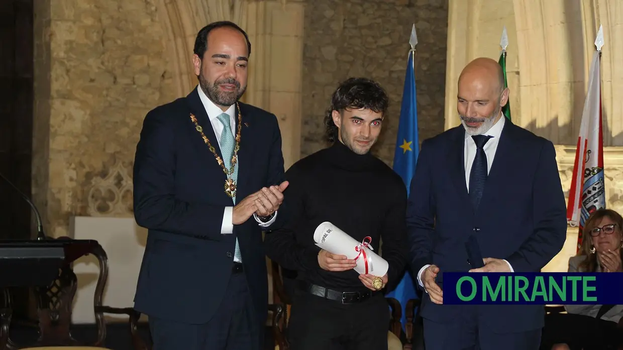 Santarém distinguiu personalidades e instituições no feriado municipal