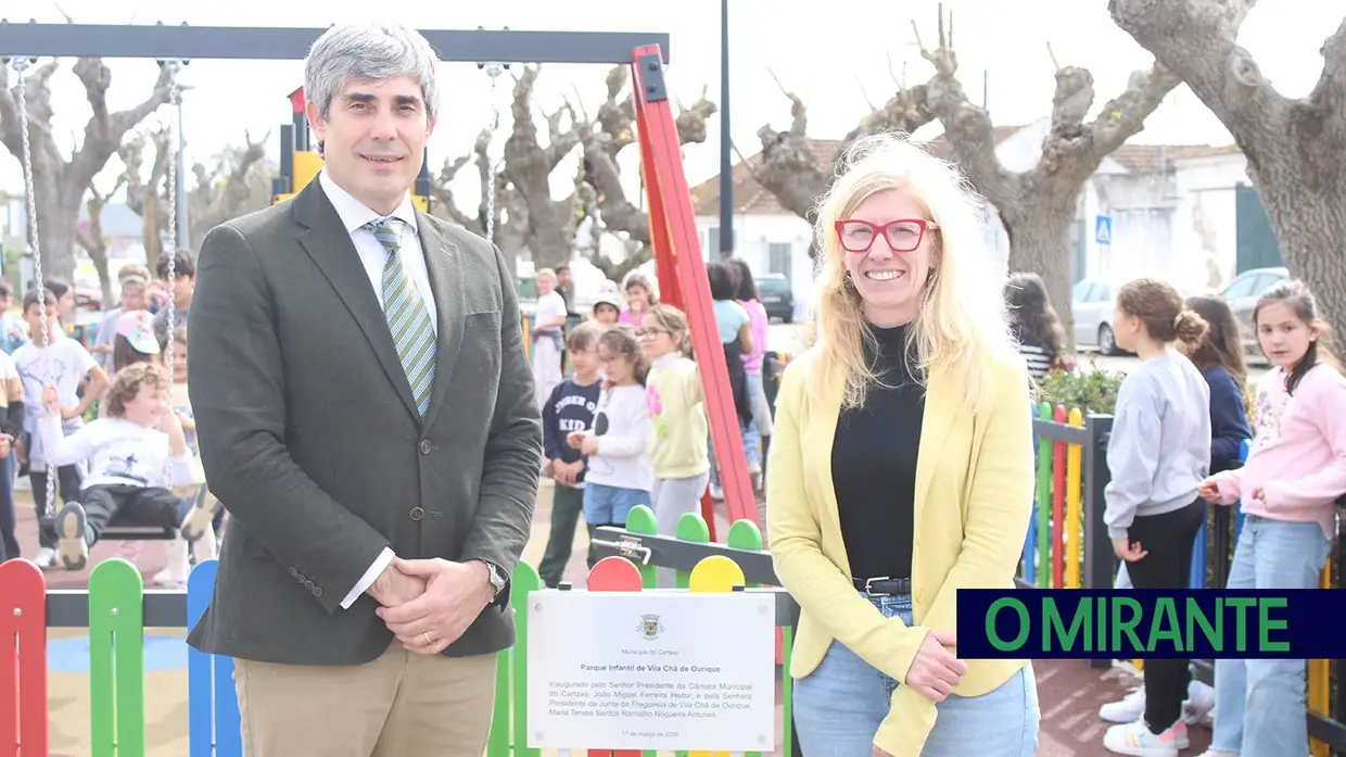 Novo parque infantil devolve alegria às crianças de Vila Chã de Ourique