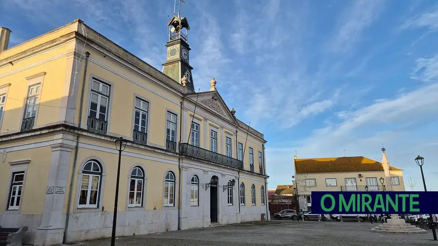 PCP acusa Câmara de Benavente de “negócio da doença” e convoca acção pública