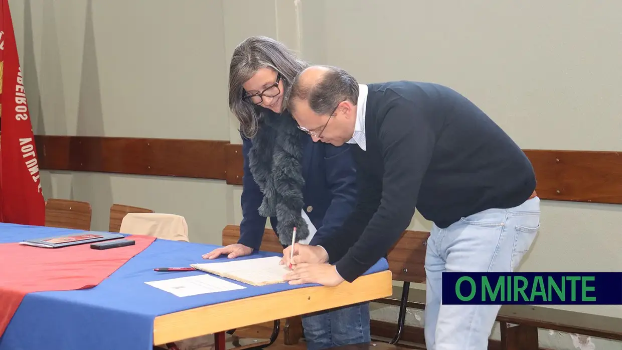 Luís Ribeiro assume presidência dos Bombeiros Voluntários de Rio Maior