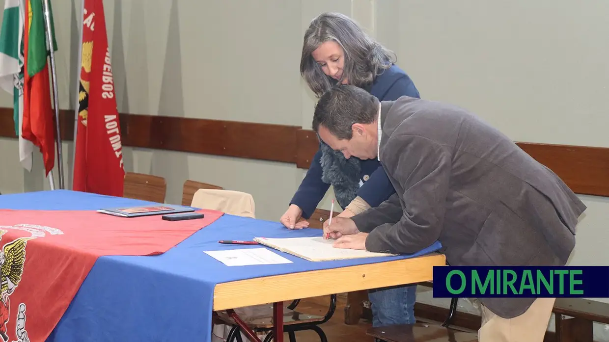 Luís Ribeiro assume presidência dos Bombeiros Voluntários de Rio Maior