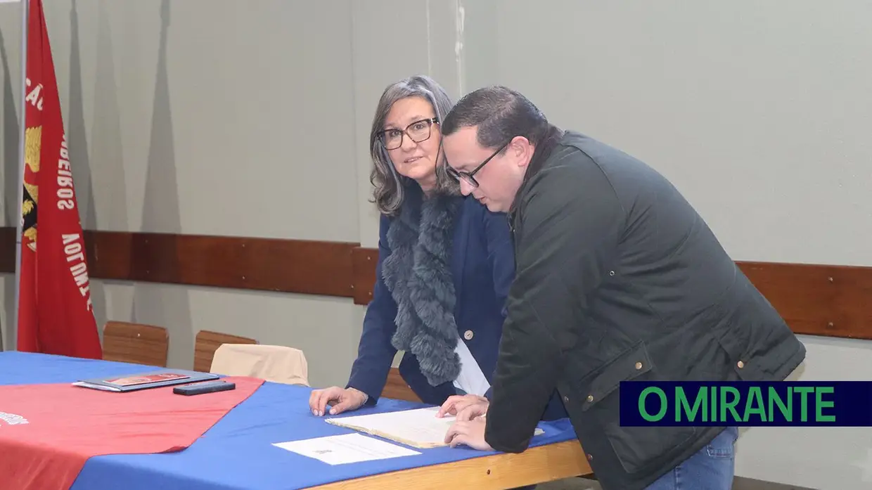 Luís Ribeiro assume presidência dos Bombeiros Voluntários de Rio Maior