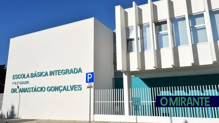 Falsos alarmes de gás levam a intervenção em escola de Alcanena