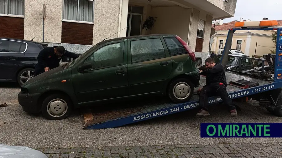 Entroncamento declara guerra aos carros abandonados