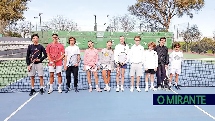 Tenistas do Ateneu Cartaxense em destaque em Almeirim