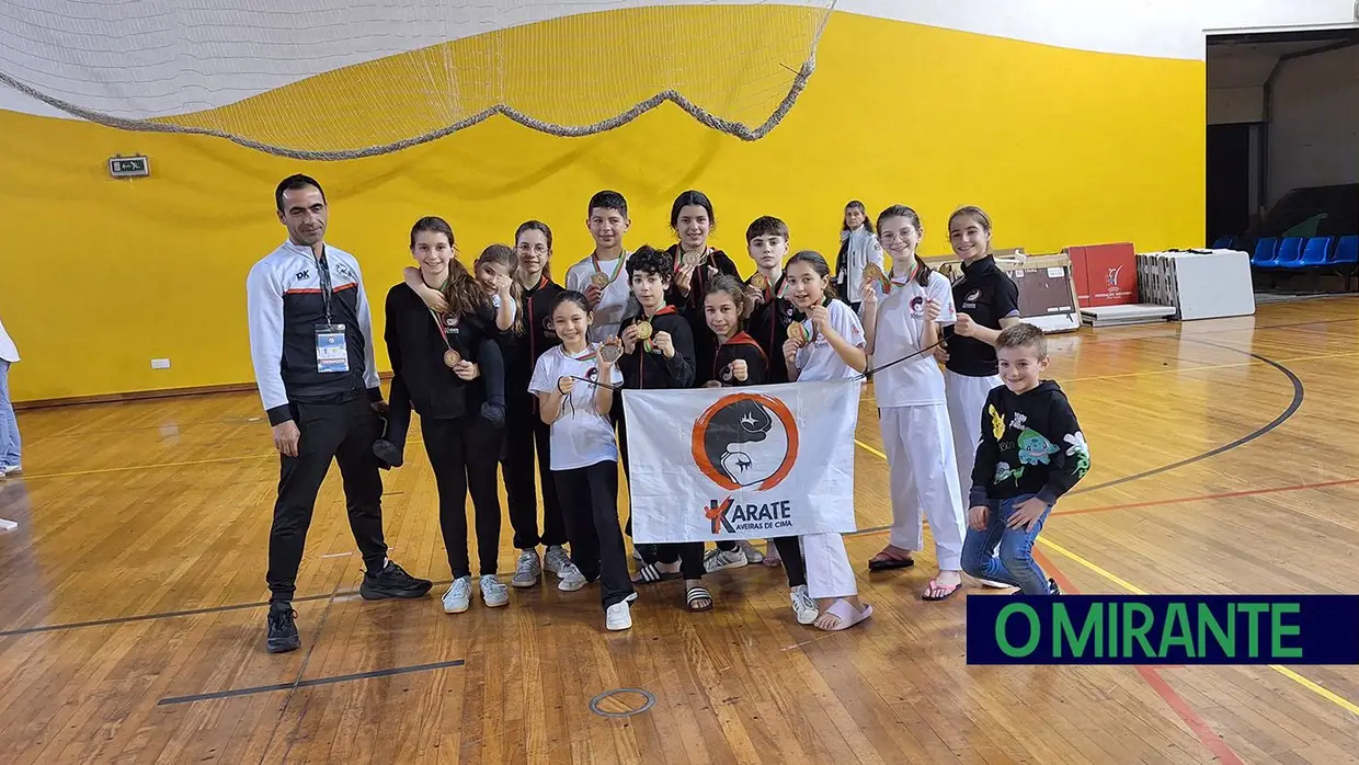 Atletas de Aveiras de Cima conquistam títulos regionais de karaté