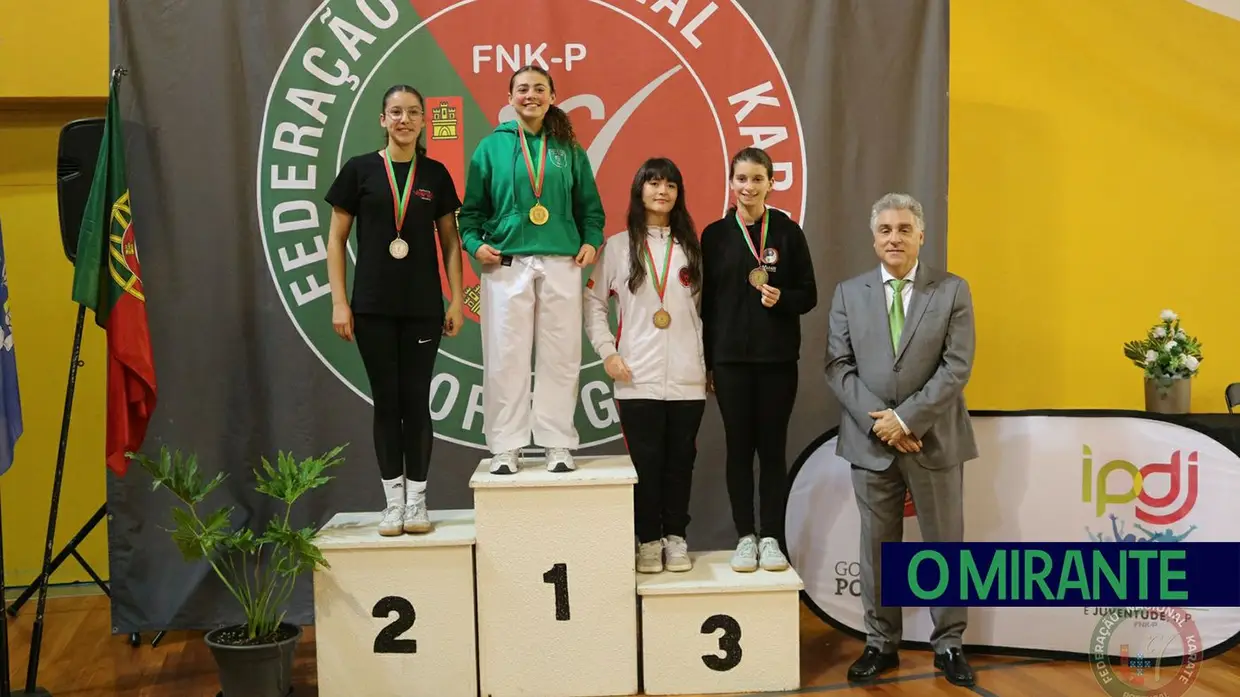 Atletas de Aveiras de Cima conquistam títulos regionais de karaté